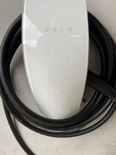 Tesla ladestander